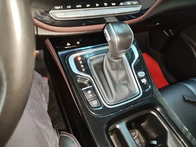 GAC Trumpchi M6 — Фото автомобиля 13