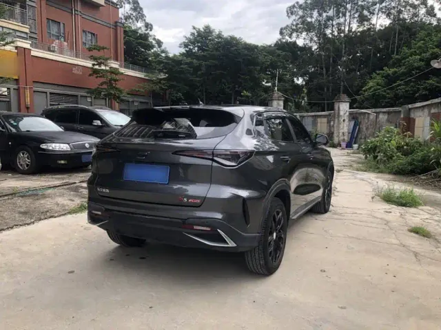 Changan X5 Plus — Фото автомобиля 15