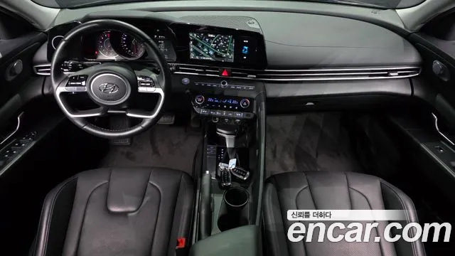 Hyundai Avante CN7 — Фото автомобиля 10