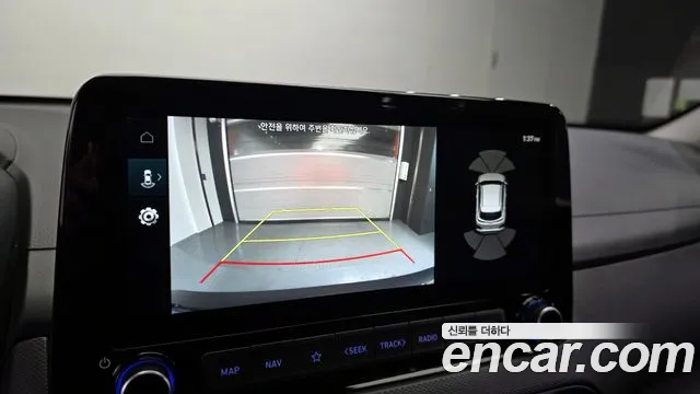 Hyundai Kona Новый Kona Бензин 1.6 турбо 2WD — Фото автомобиля 15