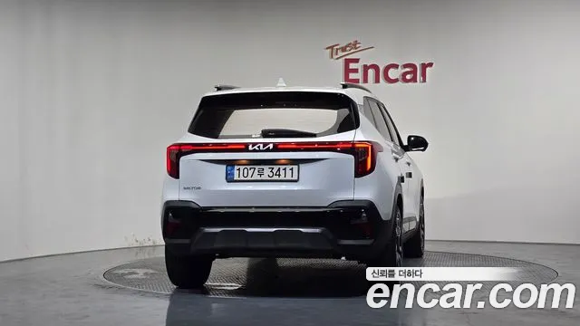 Kia Seltos Бензин 1.6 турбо 2WD — Фото автомобиля 4