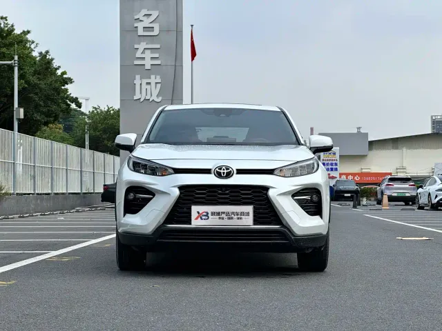 Toyota Wildlander — Фото автомобиля 3