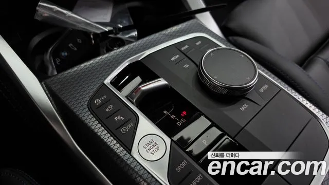 BMW 4 Series G22 — Фото автомобиля 9