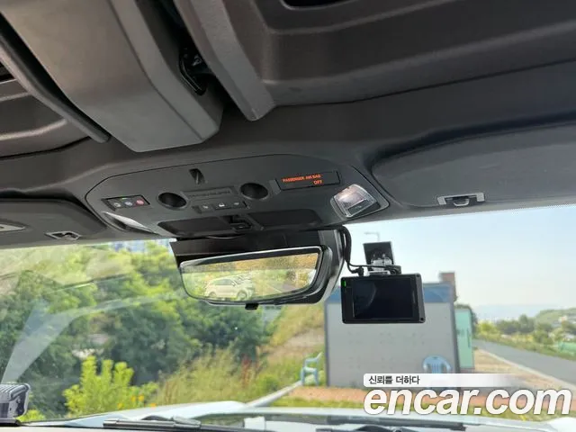 GMC Hummer EV — Фото автомобиля 17
