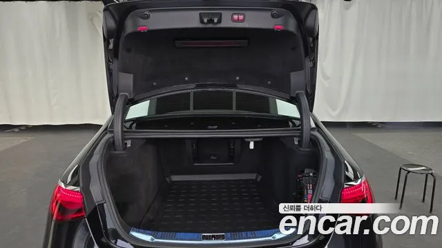 Mercedes-Benz S-Class — Фото автомобиля 20