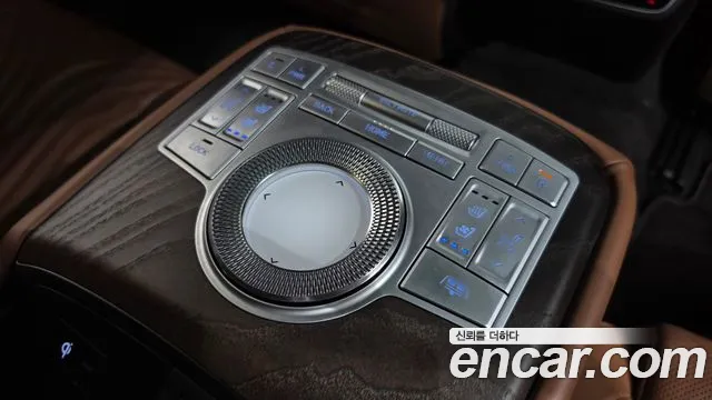 Genesis G80 Бензин 3.5 турбо AWD — Фото автомобиля 7