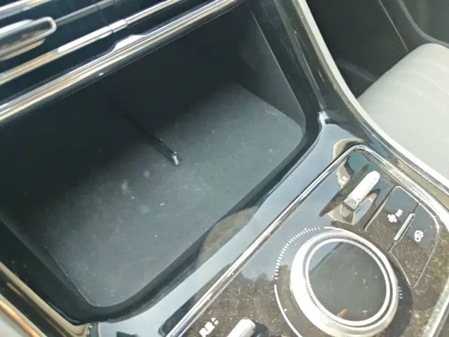 Geely Galaxy Stellar 6 — Фото автомобиля 12