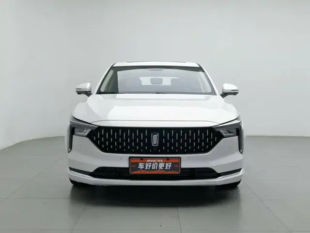 Bestune B70 — Фото автомобиля 3