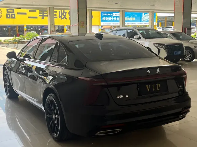 Hongqi H5 — Фото автомобиля 7