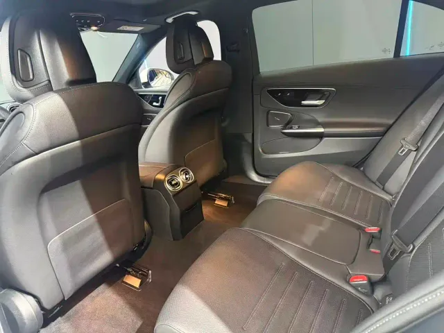 Mercedes-Benz C-Class — Фото автомобиля 10