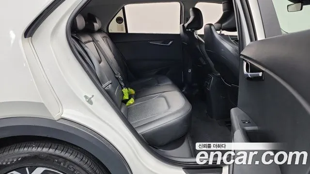 Kia Niro New — Фото автомобиля 17