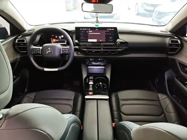 Citroen C5 X — Фото автомобиля 9