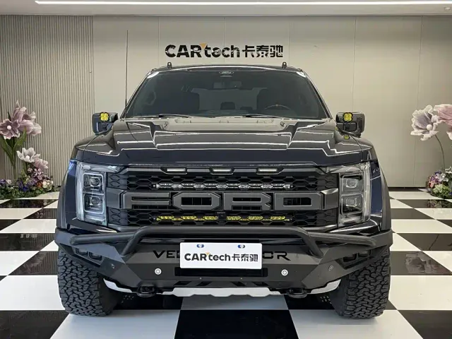 Ford F-150 Raptor — Фото автомобиля 2