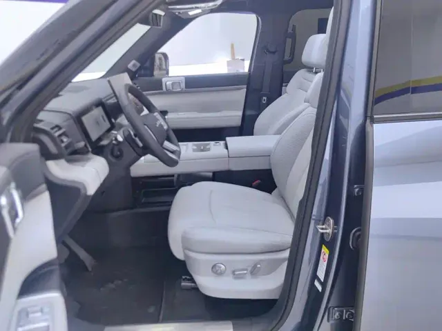 BYD FangChengBao Titanium 7 — Фото автомобиля 9