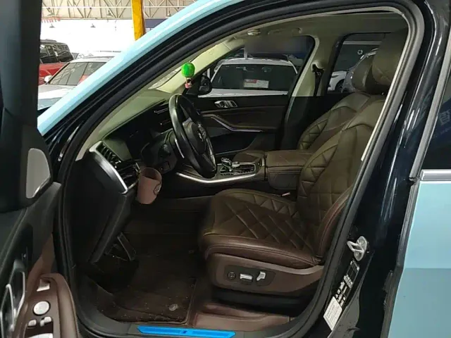 BMW X5 — Фото автомобиля 14