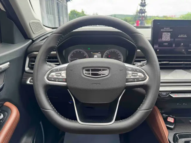 Geely Vision X6 — Фото автомобиля 16