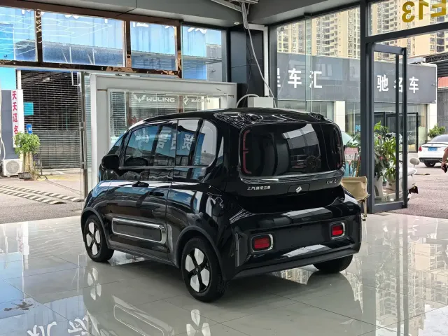 Baojun Baojun KiWi EV 2023 Smart Luxury Edition LFP — Фото автомобиля 5
