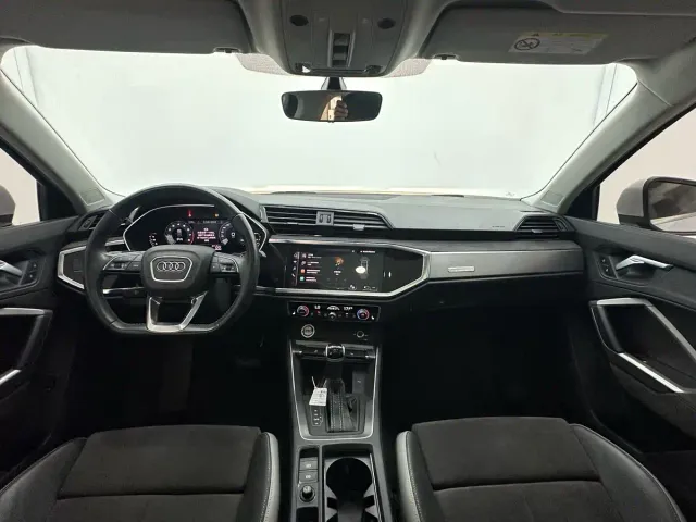 Audi Q3 — Фото автомобиля 12