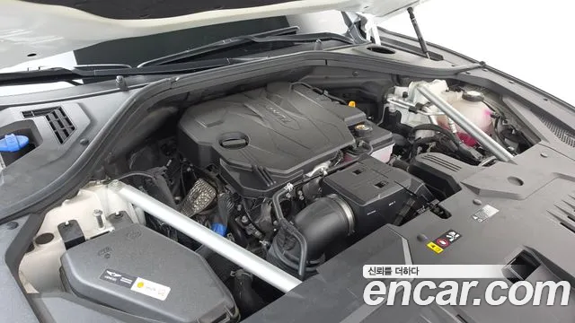 Genesis GV70 2.5T Бензин AWD — Фото автомобиля 5