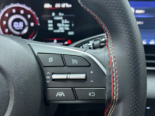Hyundai Elantra — Фото автомобиля 5