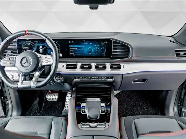 Mercedes-Benz GLE-Class AMG — Фото автомобиля 12