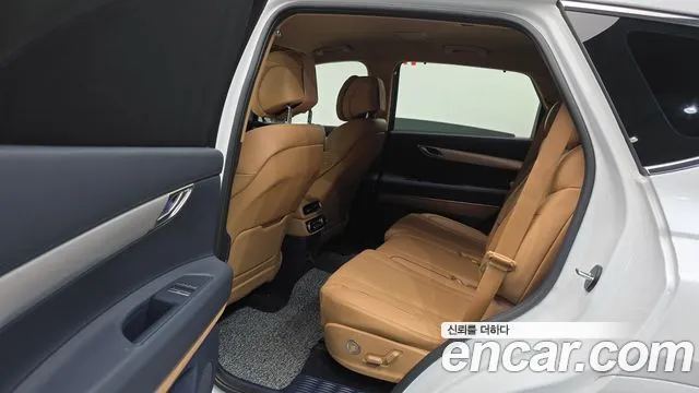 Genesis GV80 — Фото автомобиля 22
