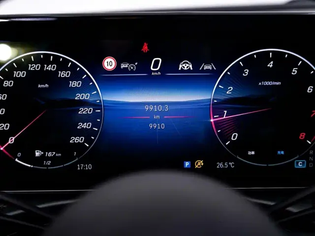 Mercedes-Benz C-Class — Фото автомобиля 16