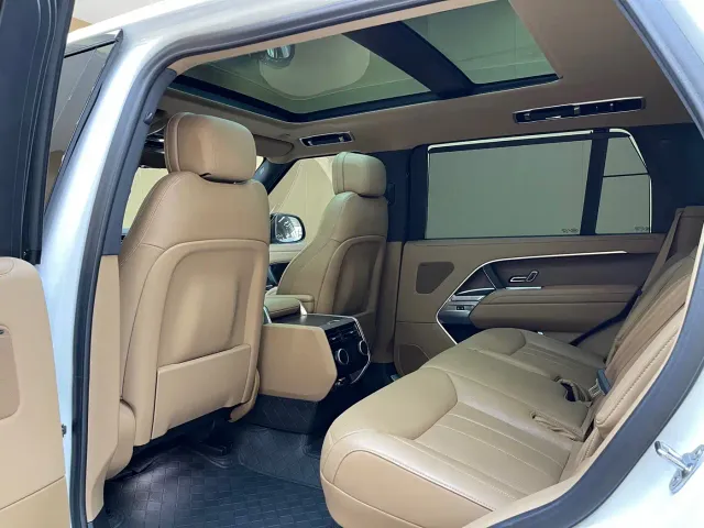 Land Rover Range Rover — Фото автомобиля 13