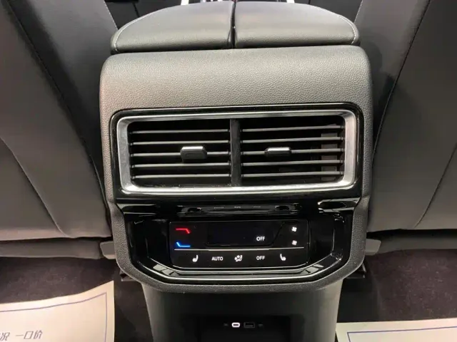 Volkswagen Teramont — Фото автомобиля 15