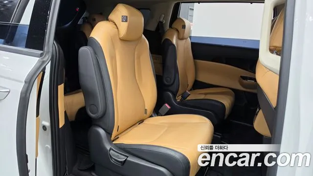 Kia Carnival 4th Gen — Фото автомобиля 17
