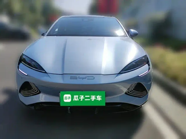 BYD Seal — Фото автомобиля 23