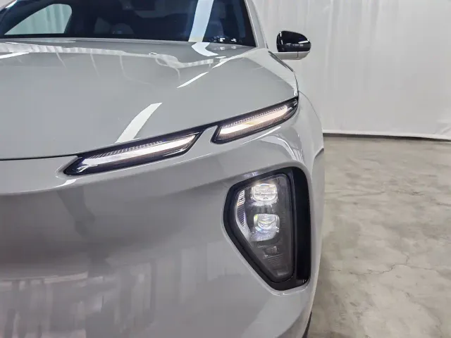 Nio EC6 — Фото автомобиля 13