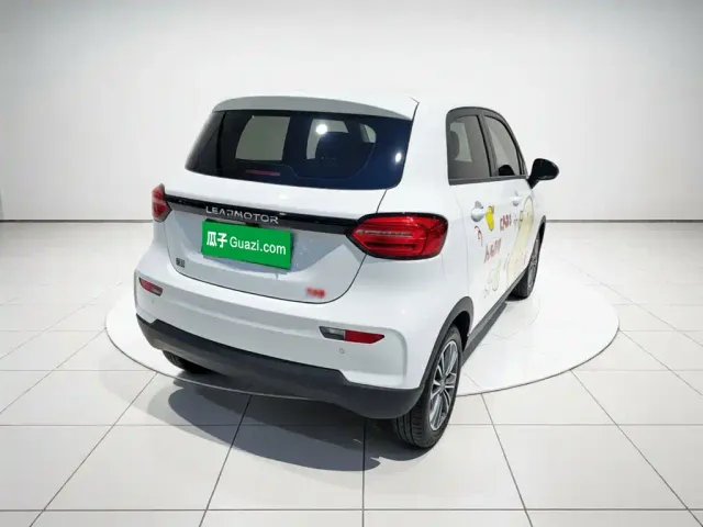 Leapmotor T03 — Фото автомобиля 6