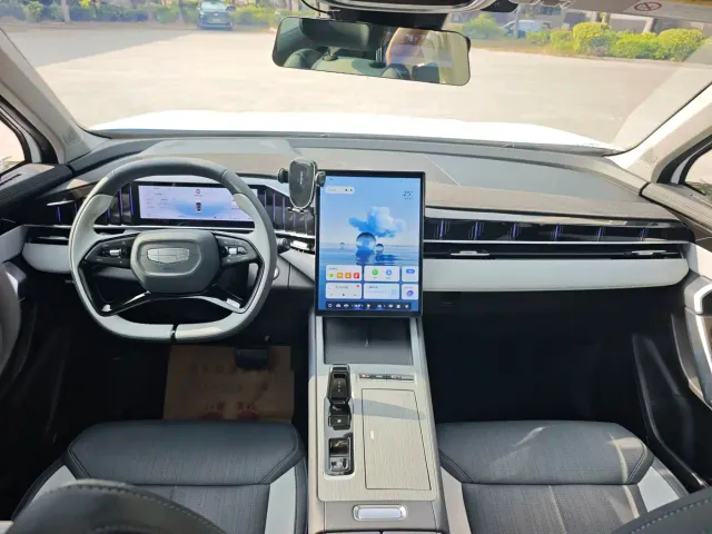Geely Boyue L — Фото автомобиля 15