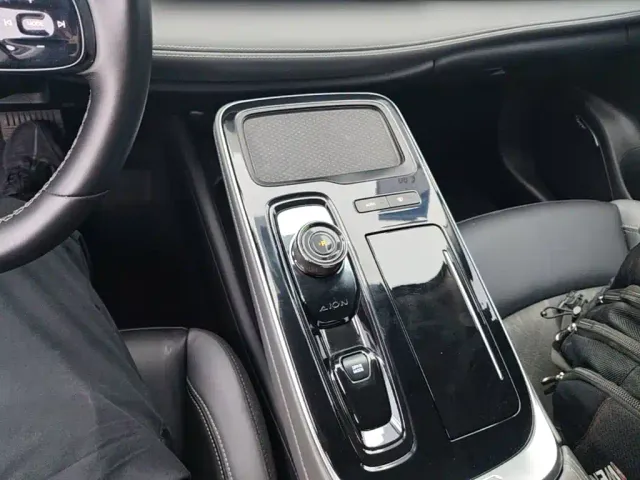 GAC Aion S Plus — Фото автомобиля 13