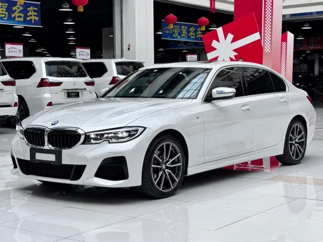 Фотография автомобиля — BMW 3 Series