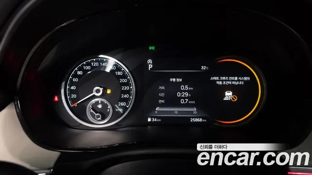 Genesis GV70 — Фото автомобиля 11