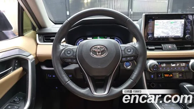 Toyota RAV4 — Фото автомобиля 13