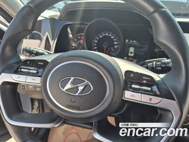 Hyundai AVANTE Avante (CN7) — Фото автомобиля 16