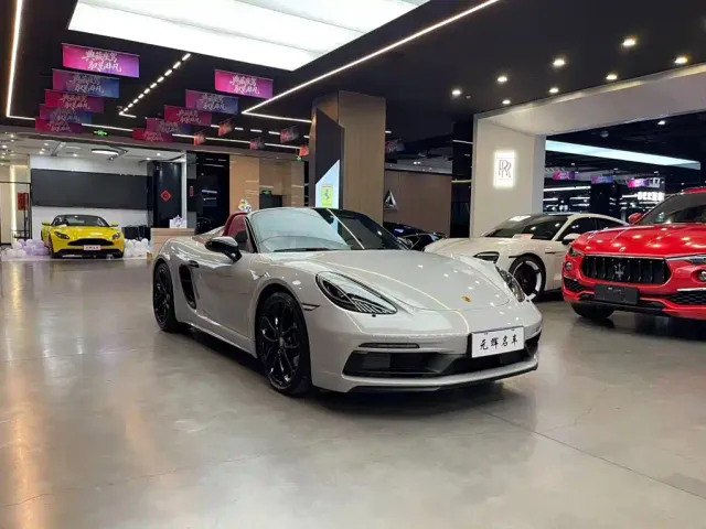 Porsche 718 — Фото автомобиля 3