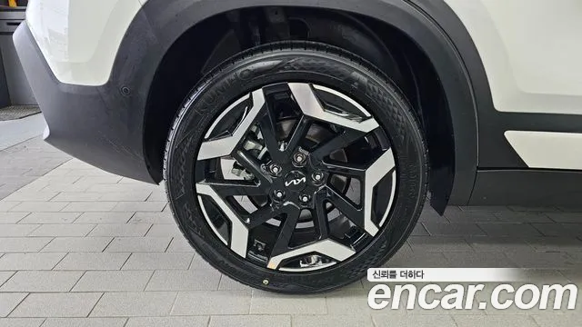 Kia Seltos Бензин 1.6 турбо 2WD — Фото автомобиля 5