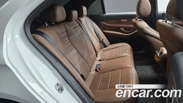 Mercedes-Benz E-Class W213 — Фото автомобиля 17