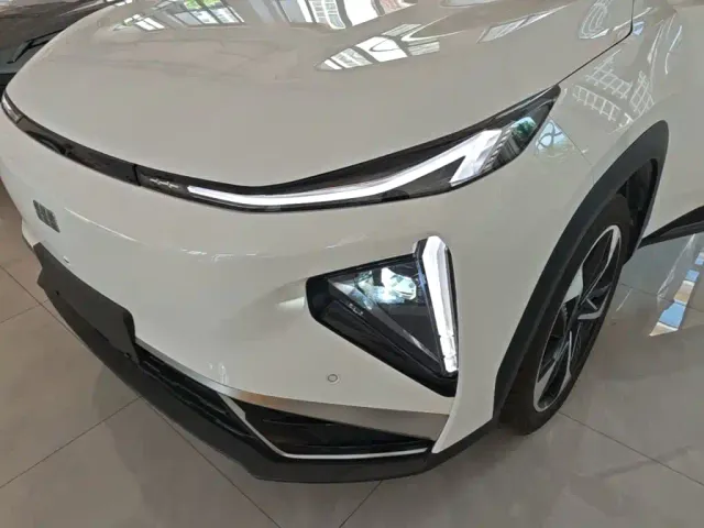 Geely Galaxy L7 — Фото автомобиля 23