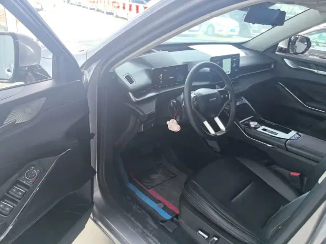 Haval H6 — Фото автомобиля 15