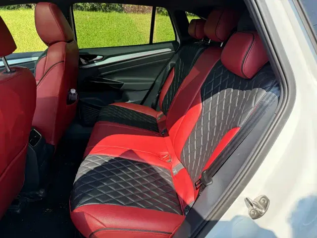 Volkswagen ID.4 Crozz — Фото автомобиля 12