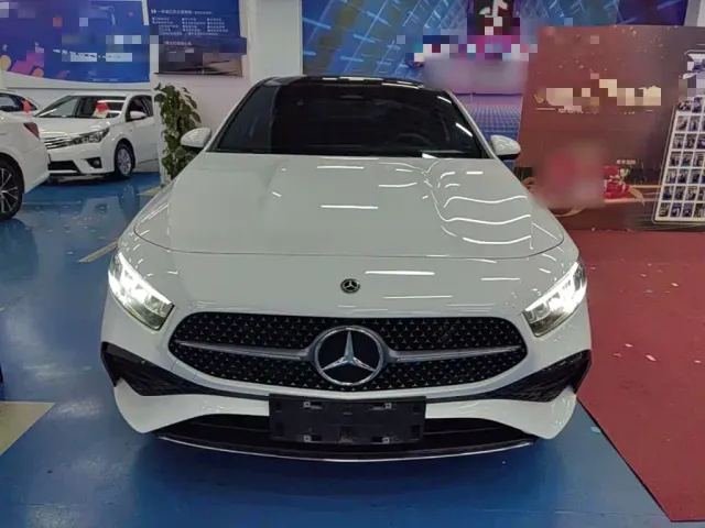 Mercedes-Benz A-Class — Фото автомобиля 2