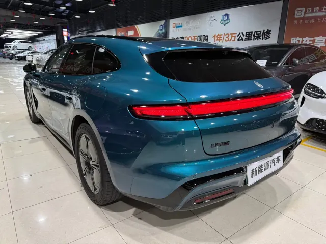 Shangjie Z7T — Фото автомобиля 10