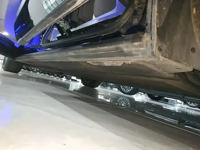 Denza Denza D9 2022 DM-i 970 AWD Flagship — Фото автомобиля 21