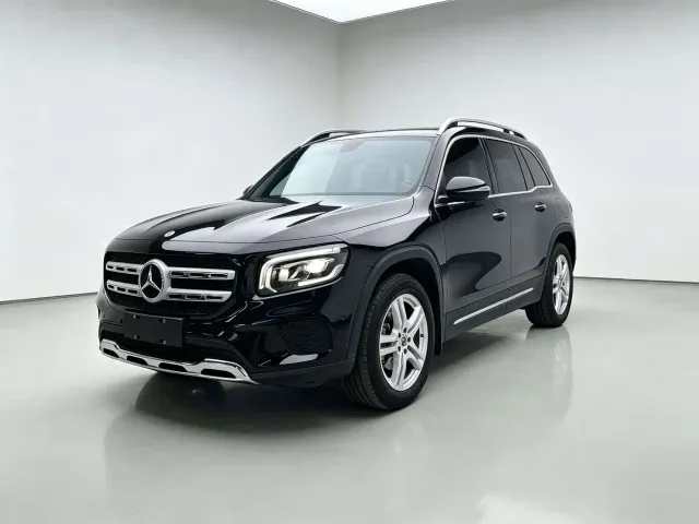Фотография автомобиля — Mercedes-Benz GLB-Class