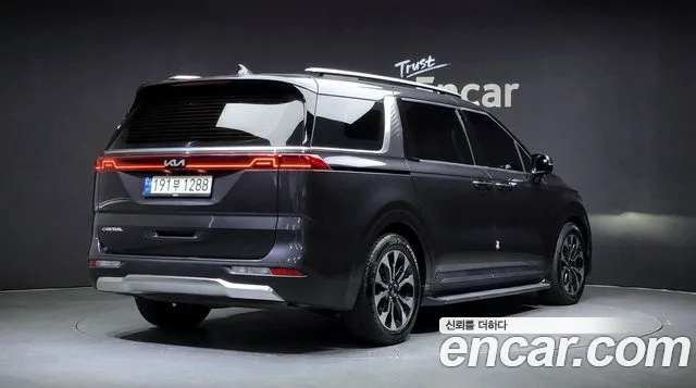Kia Canival Carnival 4 поколение Дизель 7 мест Signature — Фото автомобиля 2